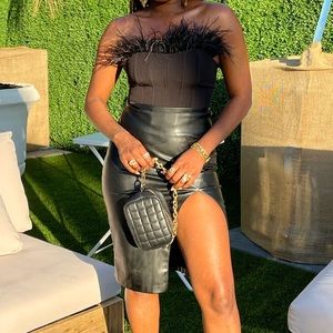 Zara Black Feather Corset